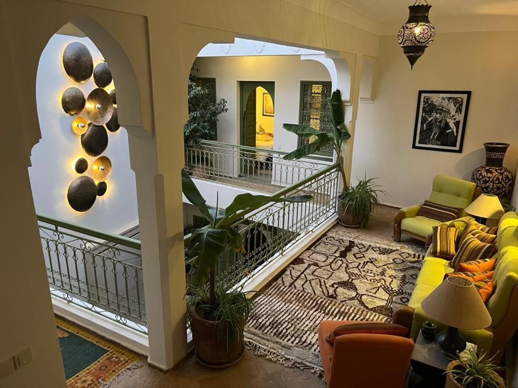 Riad Dar Adal Exclusivite 2 A 6 Personnes Petit Dejeuner Compris Place Jemaa El Fna Маракеш Екстериор снимка