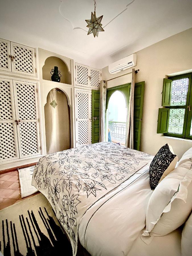 Riad Dar Adal Exclusivite 2 A 6 Personnes Petit Dejeuner Compris Place Jemaa El Fna Маракеш Екстериор снимка