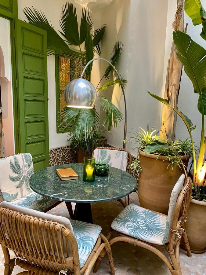 Riad Dar Adal Exclusivite 2 A 6 Personnes Petit Dejeuner Compris Place Jemaa El Fna Маракеш Екстериор снимка